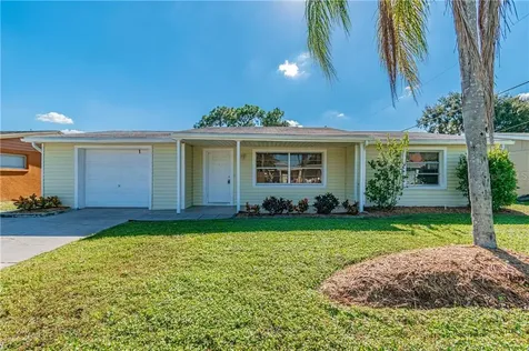 4636 Eastwood Lane Holiday FL 34690