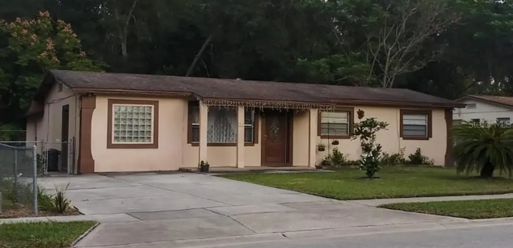 305 Salina Drive Altamonte Springs FL 32701