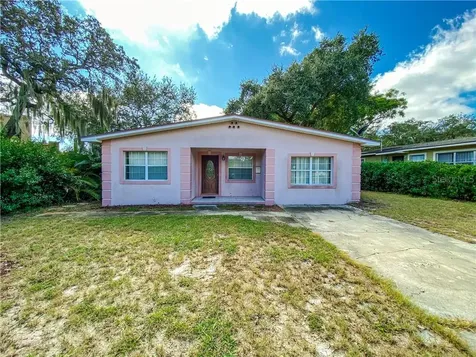 500 Lake Maggiore Boulevard S St Petersburg FL 33705