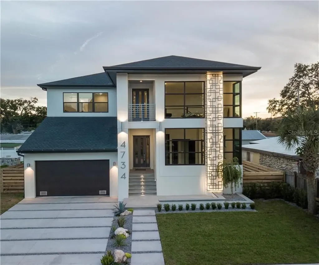 4734 W Leila Avenue Tampa FL 33616