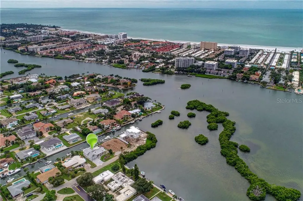 1630 Meadowood Street Sarasota FL 34231