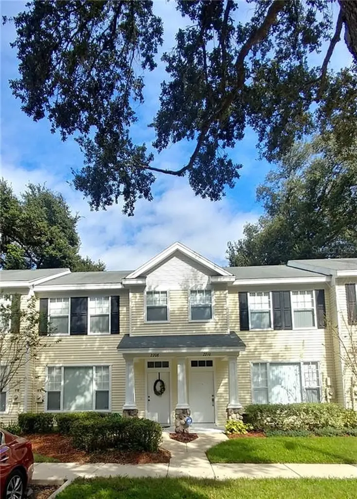 2208 Golden Oak Lane Valrico FL 33594
