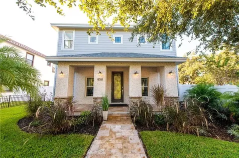 858 30th Avenue N St Petersburg FL 33704