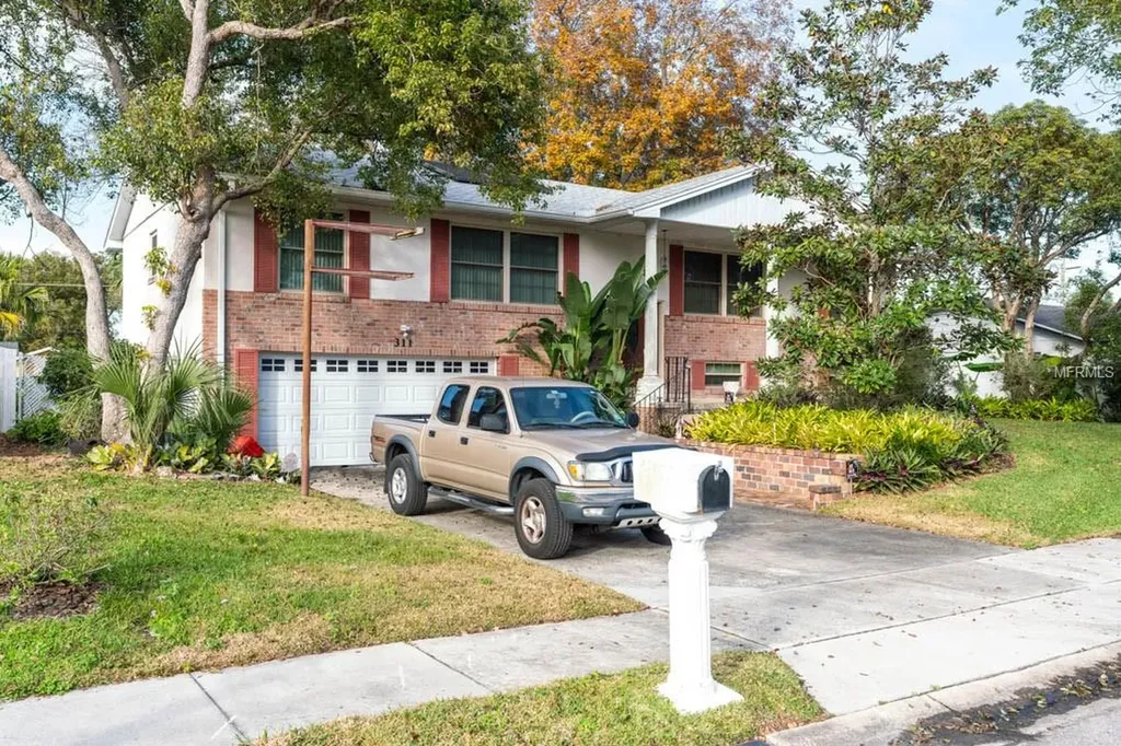 311 Oak Hill Drive Altamonte Springs FL 32701