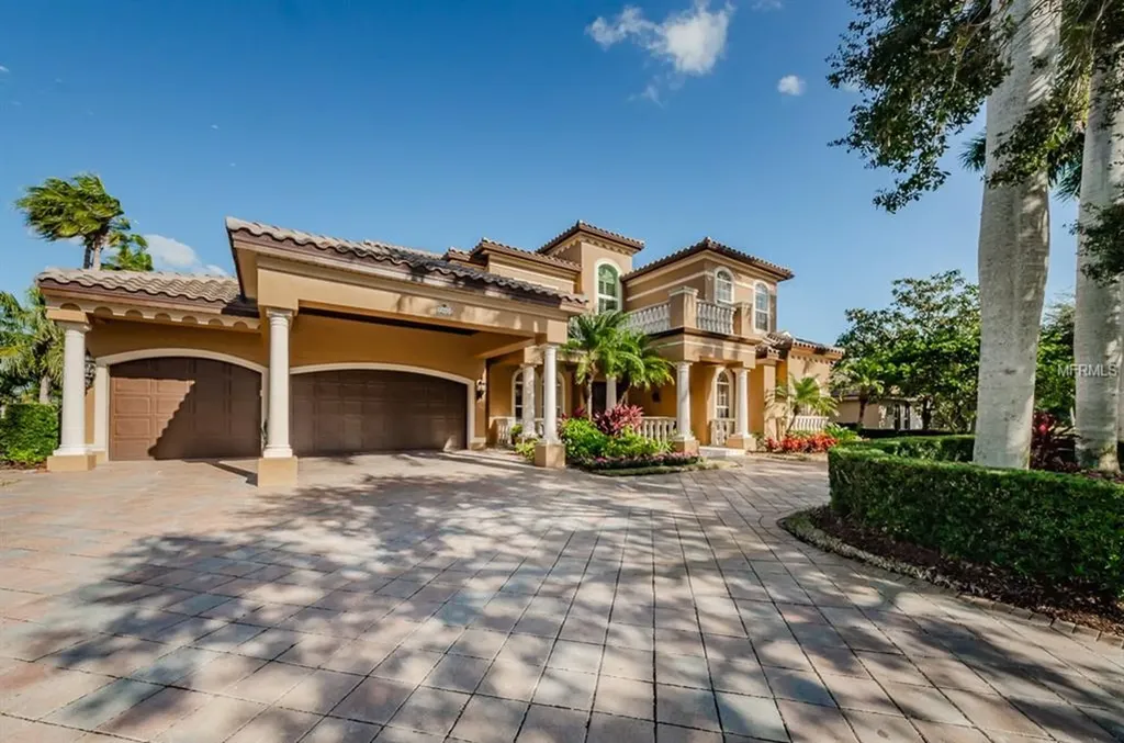 7861 Bayou Club Boulevard Seminole FL 33777