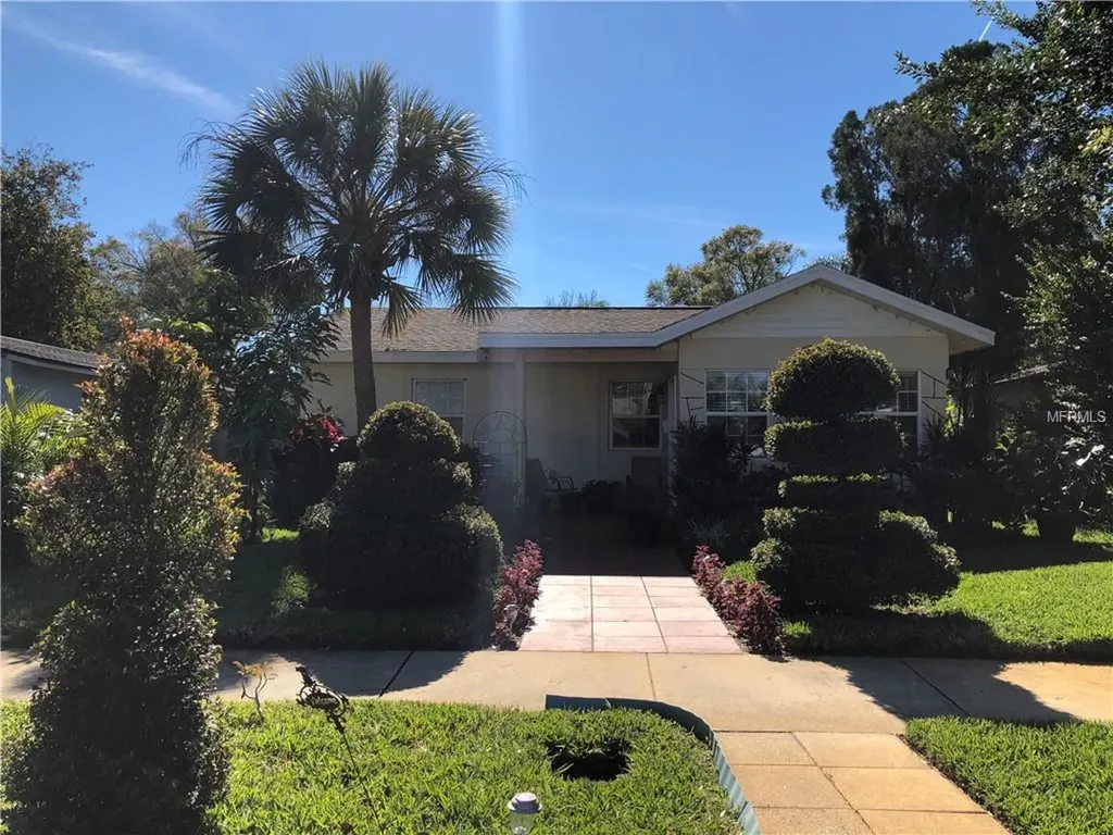 5028 34th Avenue N St Petersburg FL 33710