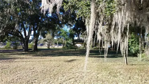 864 Berkley Road Auburndale FL 33823