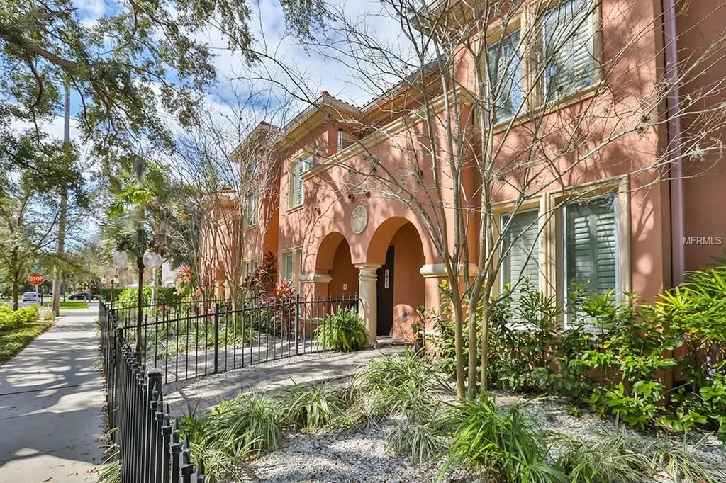 3817 W Dale Avenue Tampa FL 33609