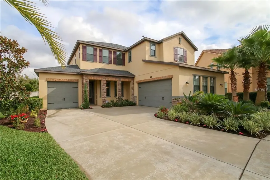 14204 Avon Farms Drive Tampa FL 33618