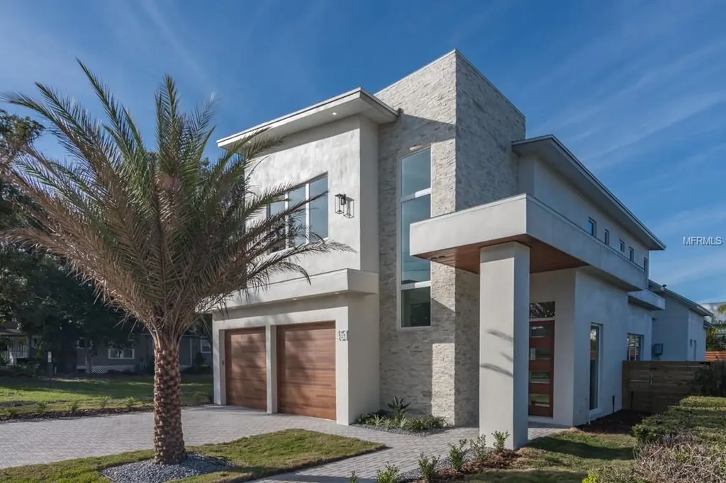 451 W Comstock Avenue Winter Park FL 32789