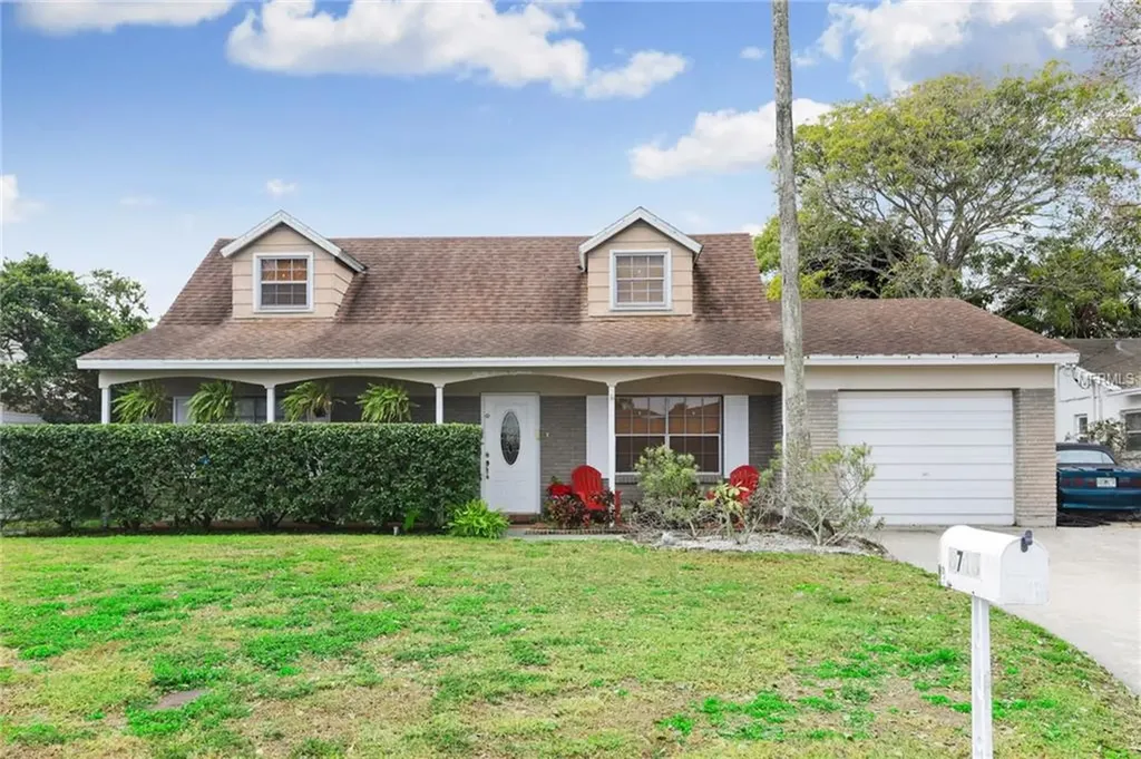 8718 Thornwood Lane Tampa FL 33615