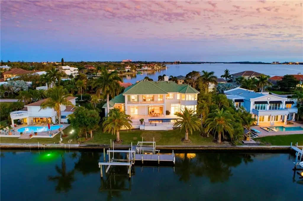 1629 Caribbean Drive Sarasota FL 34231