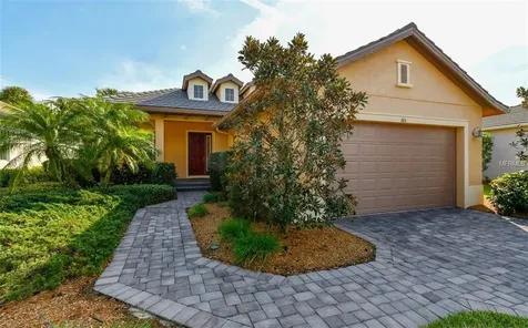 915 Preservation Street Bradenton FL 34208