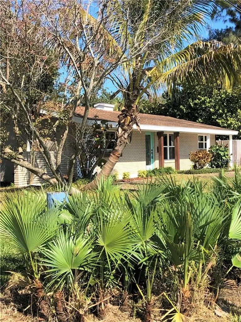 1601 Delaware Avenue NE St Petersburg FL 33703