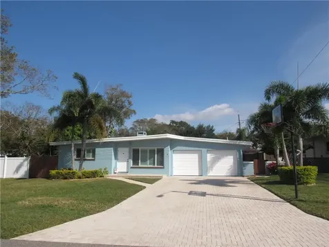 704 25th Street SW Largo FL 33770