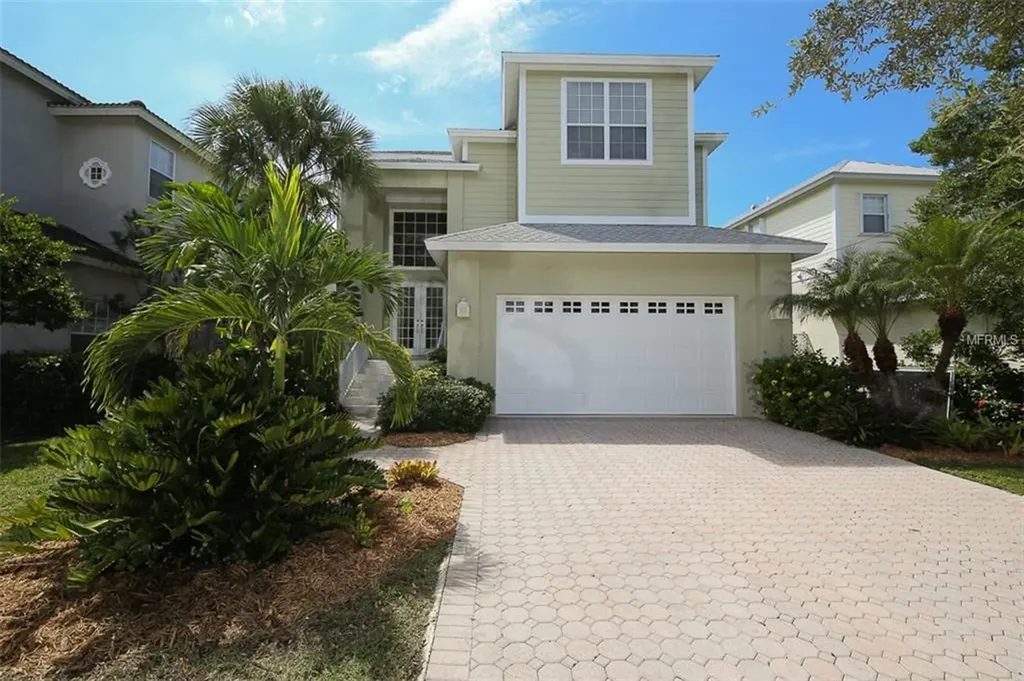 4890 Commonwealth Drive Sarasota FL 34242