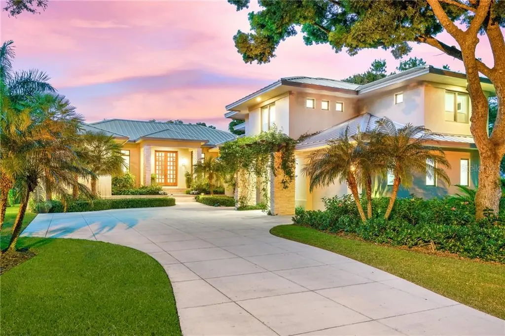 1575 Bay Point Drive Sarasota FL 34236