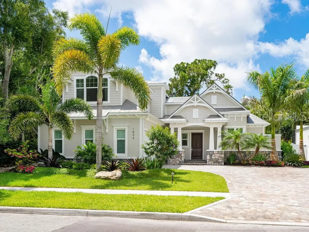 1844 Wisteria Street Sarasota FL 34239