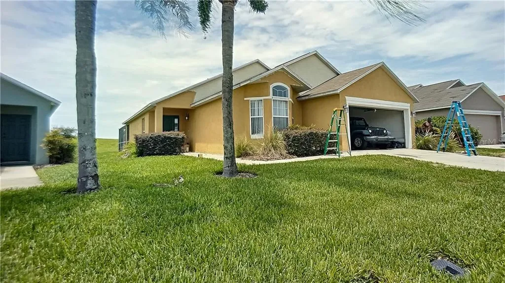 447 High Point Drive Davenport FL 33837
