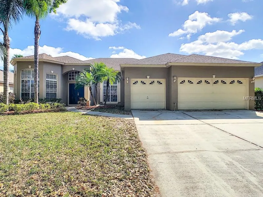 10111 Newington Drive Orlando FL 32836
