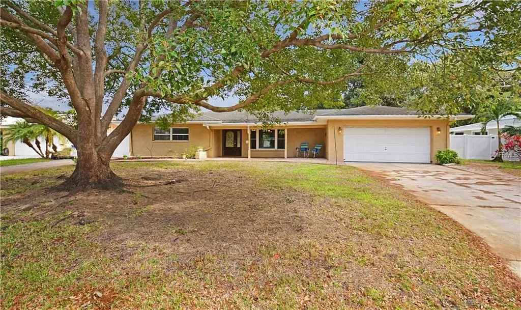 1115 Woodside Avenue Clearwater FL 33756