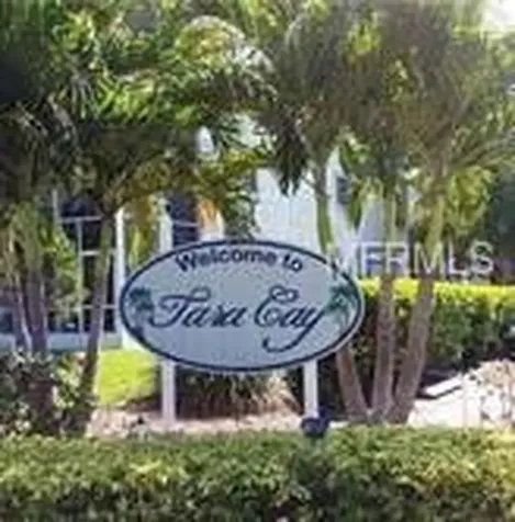 9562 Tara Cay Court Seminole FL 33776