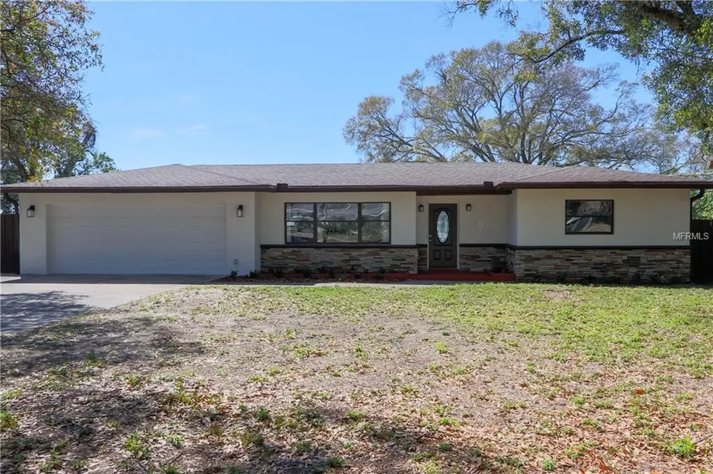 5104 Saint Charles Place Tampa FL 33610