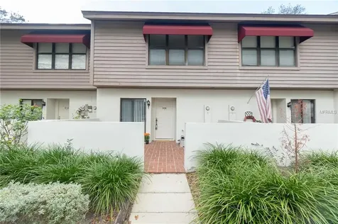 808 Oak Park Place Brandon FL 33511