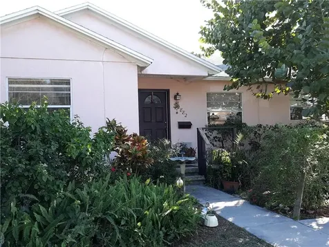 2882 17th Avenue N St Petersburg FL 33713