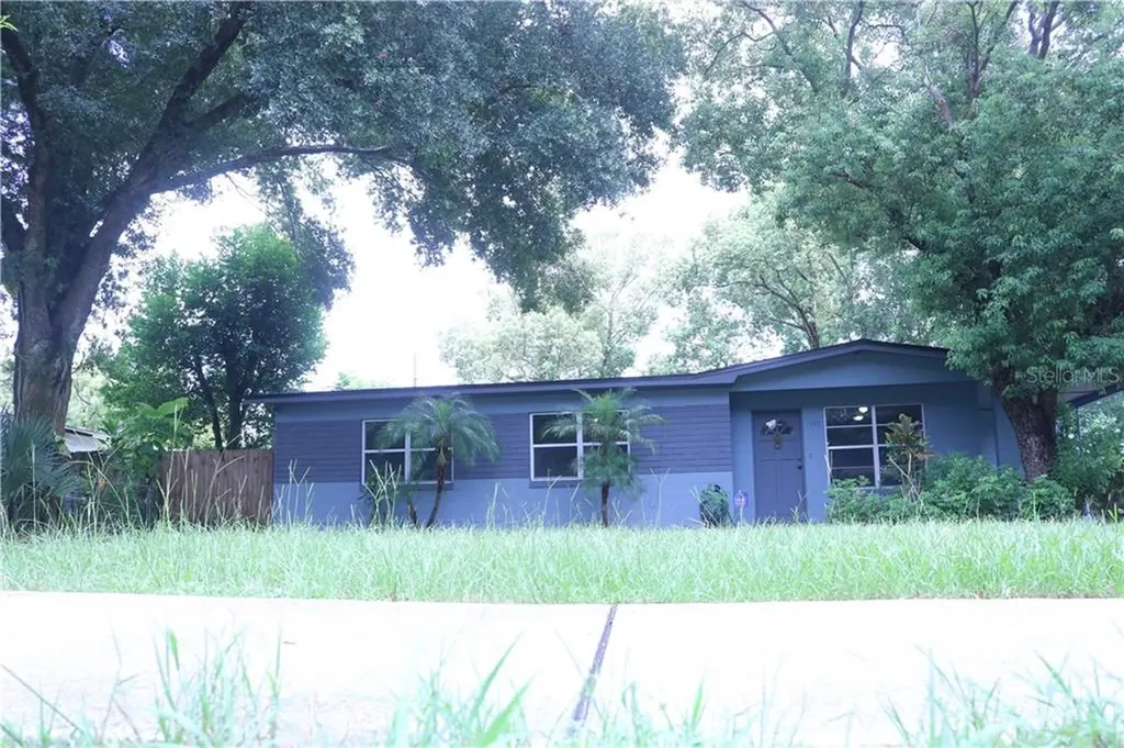 1519 Hialeah Street Orlando FL 32808