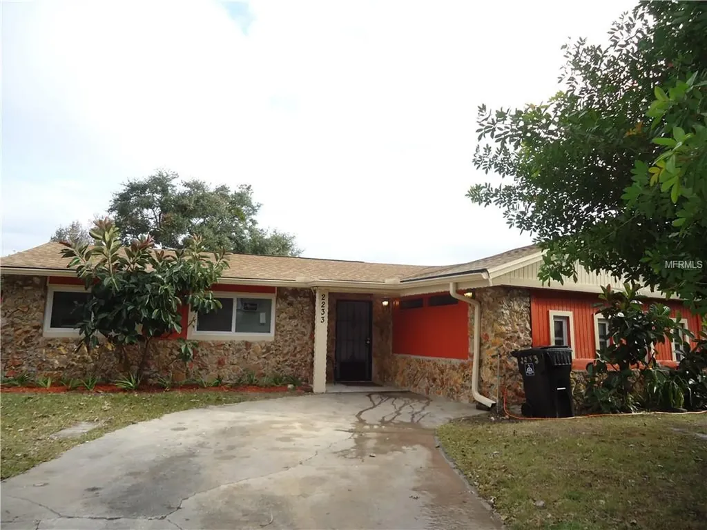 2233 Ravenall Avenue Orlando FL 32811