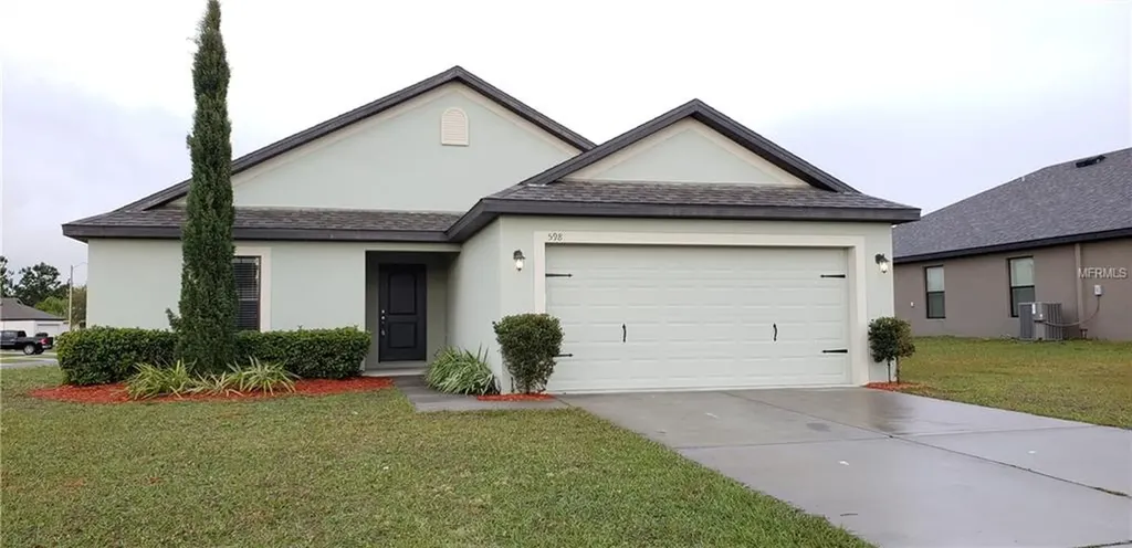 598 Siesta Key Avenue Tavares FL 32778