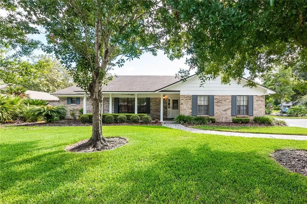 565 Whisper Wood Drive Longwood FL 32779