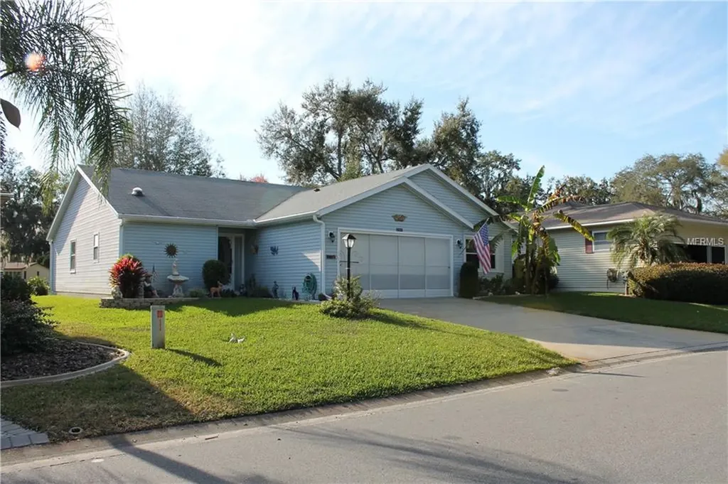 32537 Oak Park Drive Leesburg FL 34748