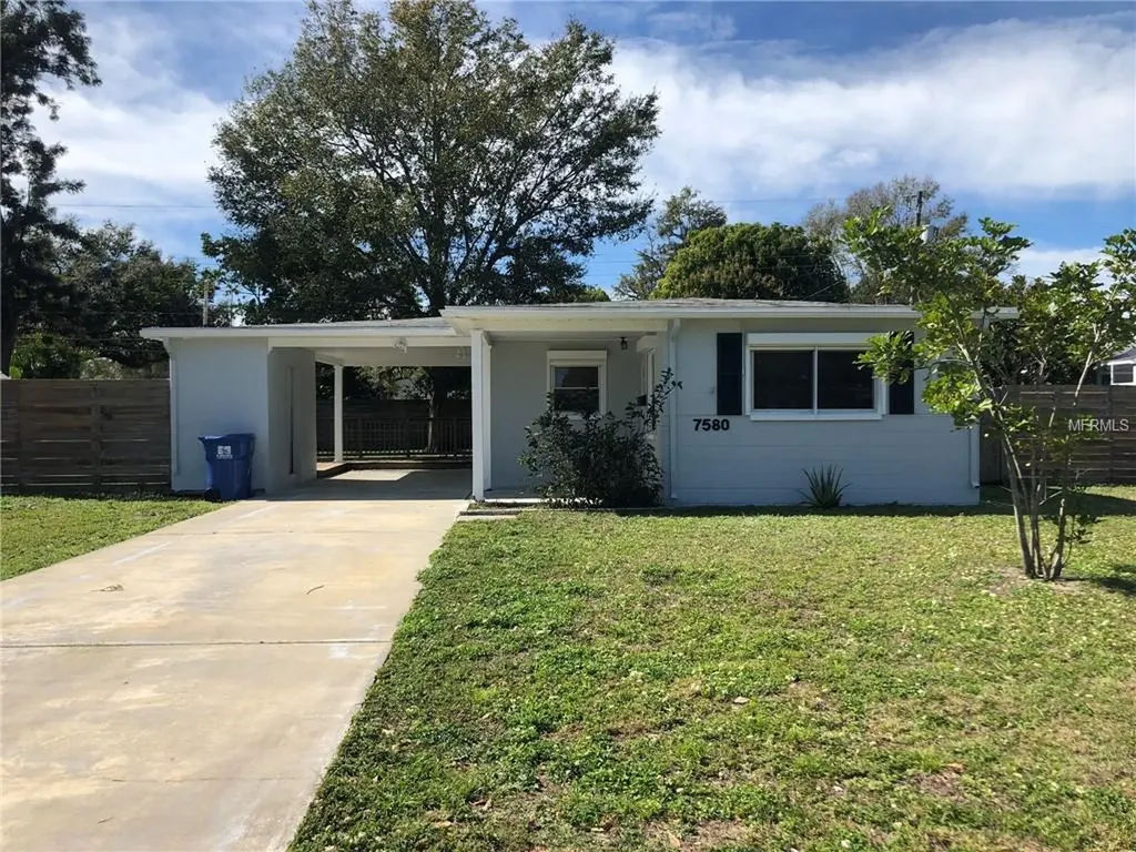 7580 17th Street N St Petersburg FL 33702