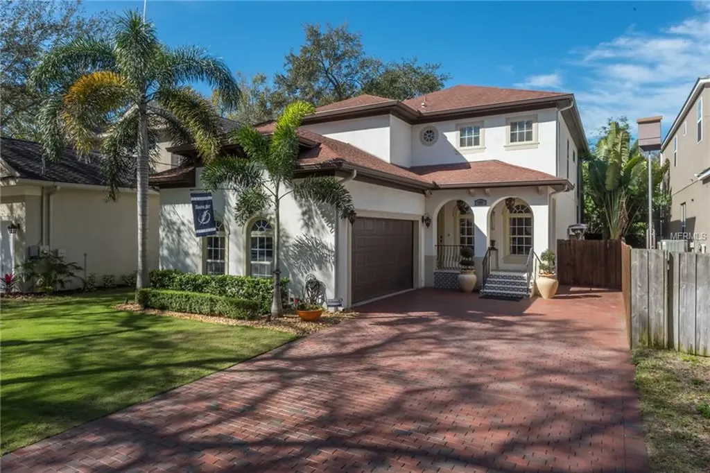 6211 S Elberon Street Tampa FL 33611