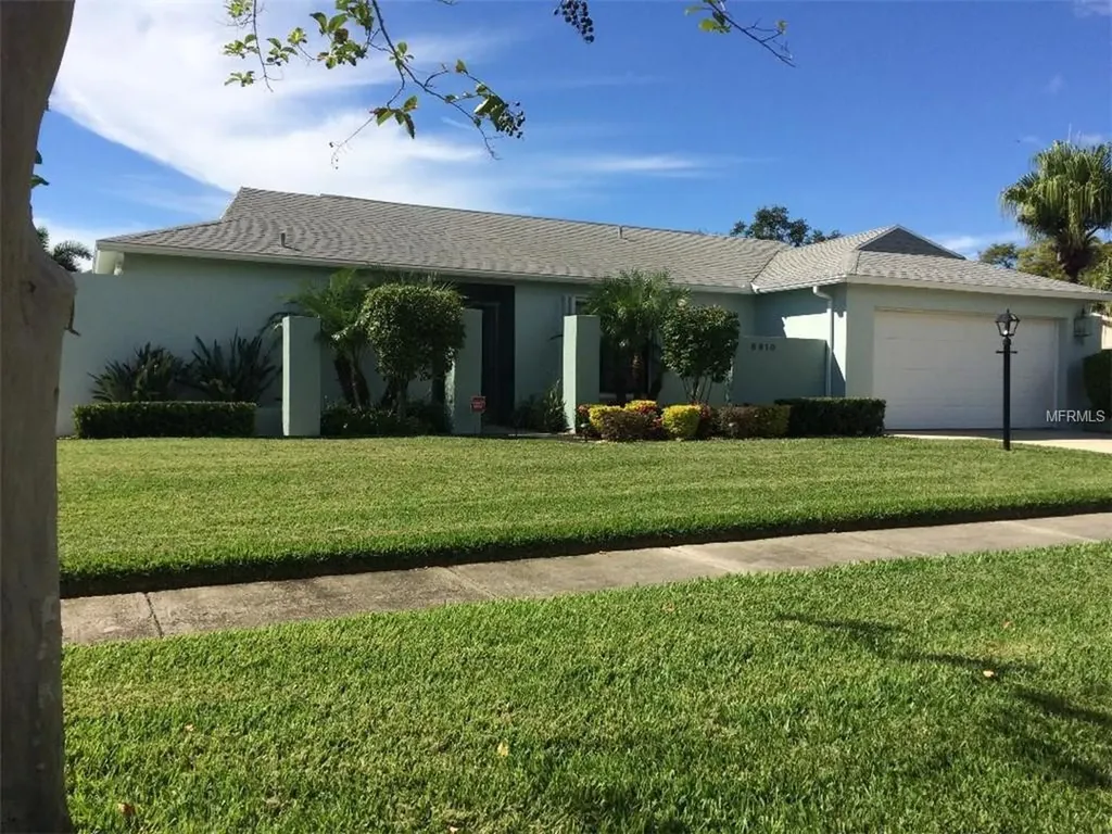 6610 Easton Drive Sarasota FL 34238