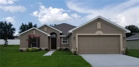 31533 Broadwater Avenue Leesburg FL 34748
