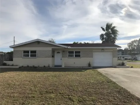 790 85th Avenue N St Petersburg FL 33702