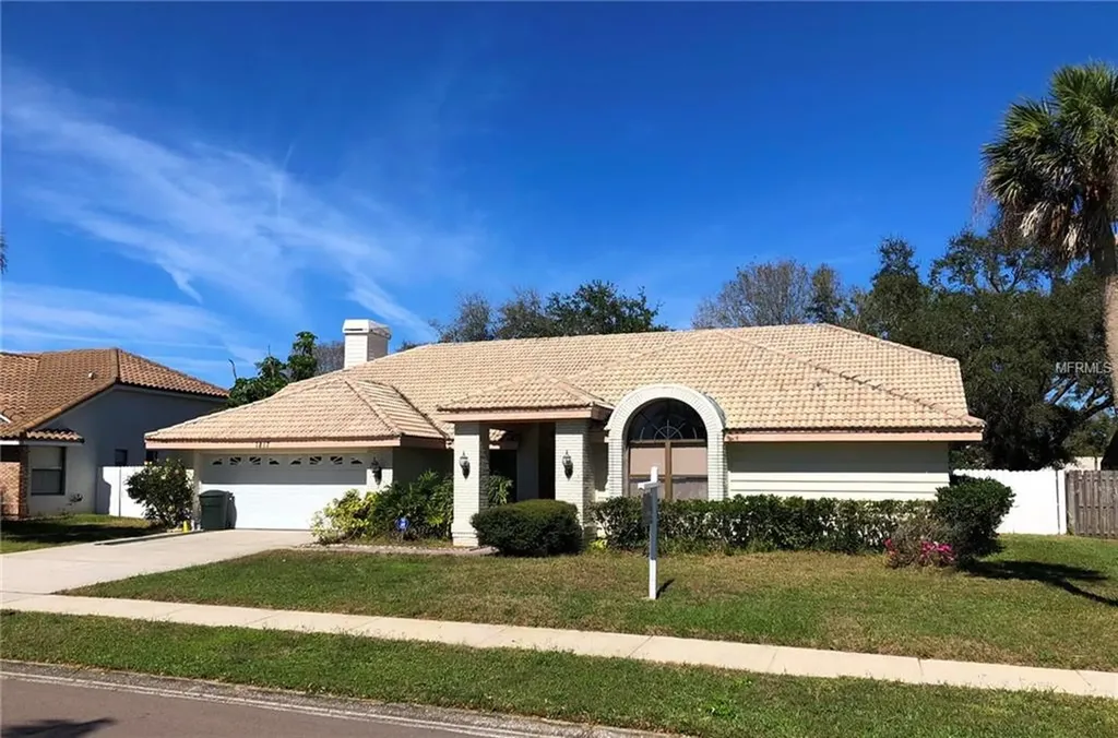 1817 Weatherstone Drive Safety Harbor FL 34695