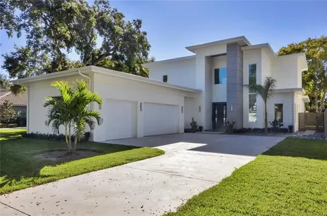 2908 W Hawthorne Road Tampa FL 33611