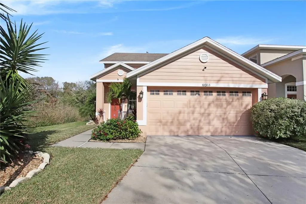 10353 Avelar Ridge Drive Riverview FL 33578