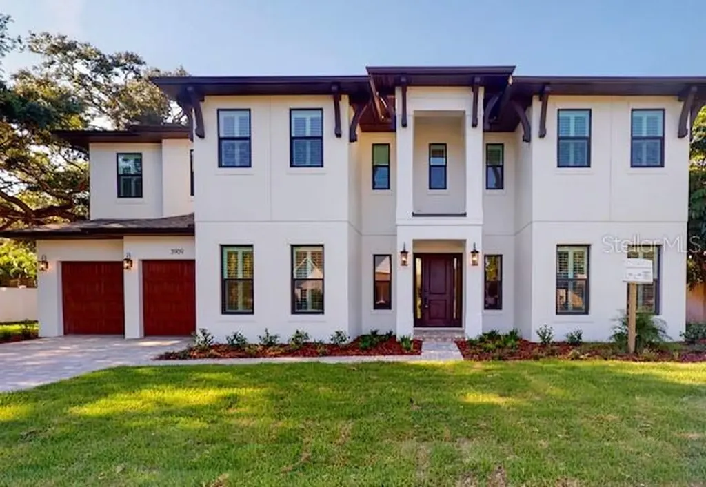 3909 W Empedrado Street Tampa FL 33629