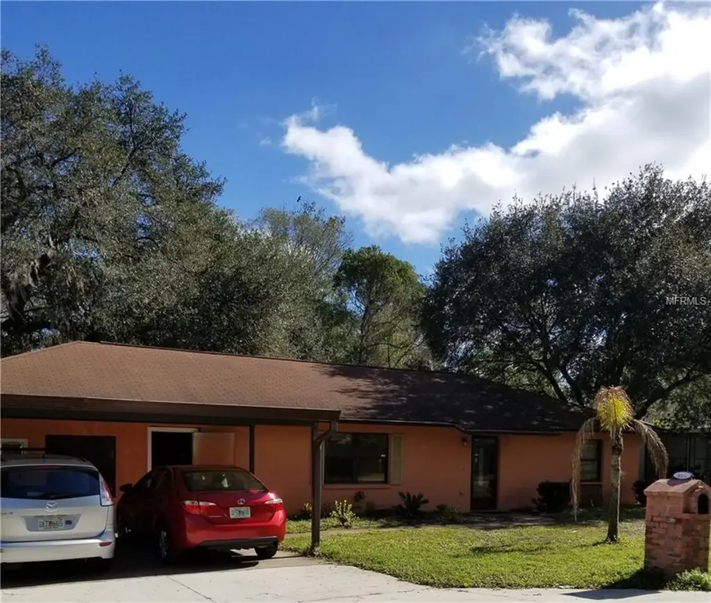 804 N Vermont Street Plant City FL 33563