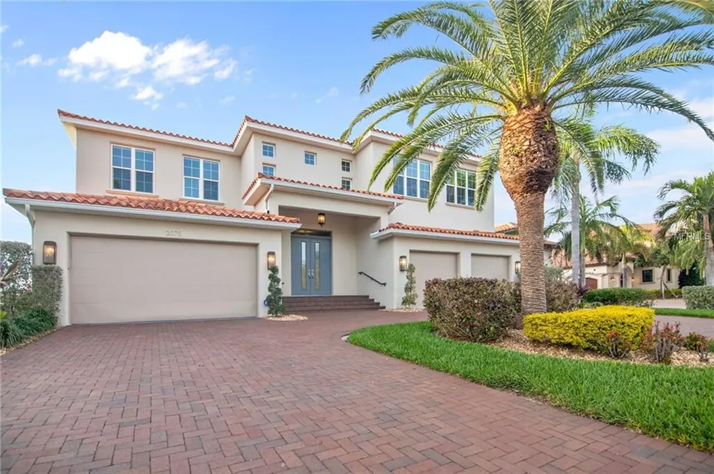 2075 Carolina Avenue NE St Petersburg FL 33703