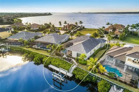 633 Regatta Way Bradenton FL 34208