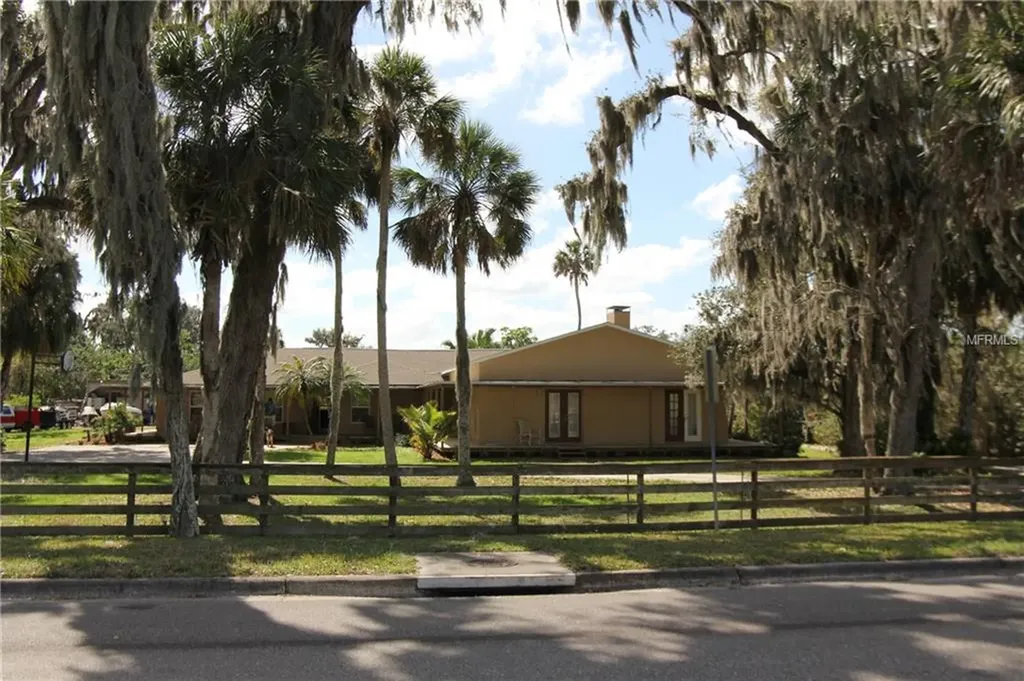 2409 29th Street E Palmetto FL 34221