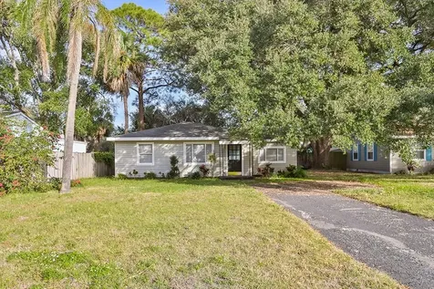 3606 E Royal Palm Circle Tampa FL 33629