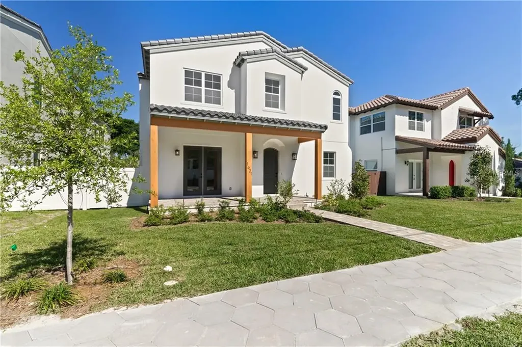 1631 8th Street N St Petersburg FL 33704