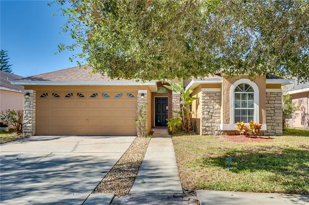 10916 Lake Andover Boulevard Tampa FL 33624